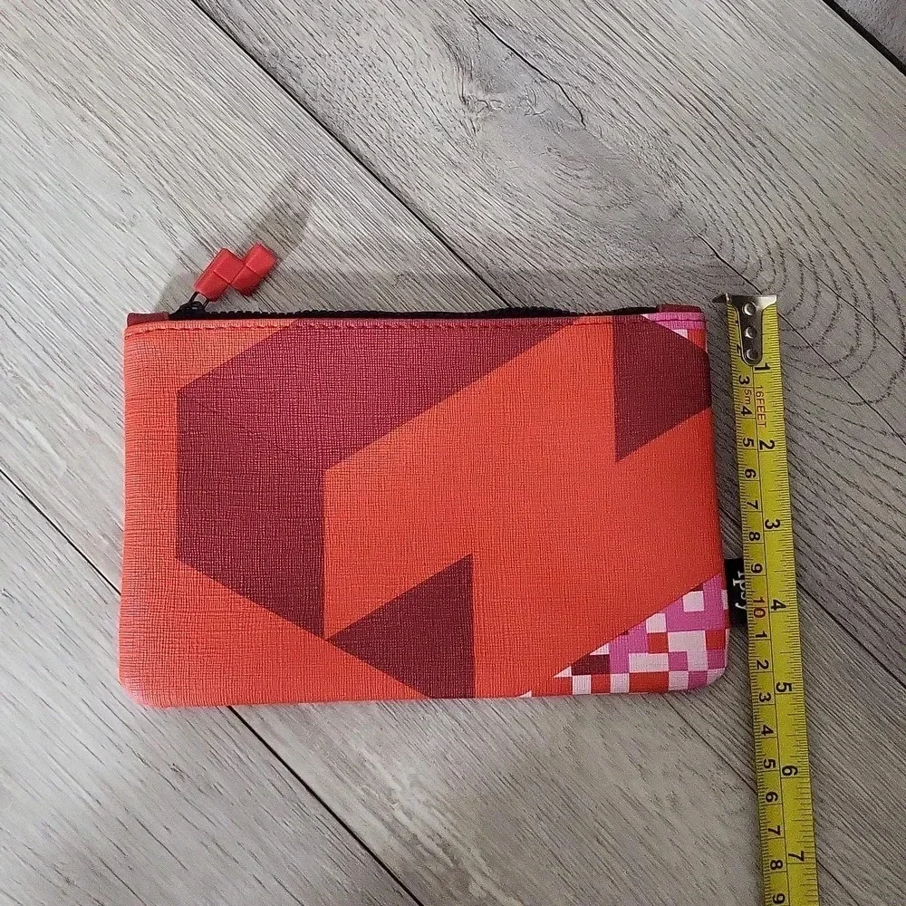 Ipsy‎ Tetris Red Zippered Cosmetic Pouch Gamer NWOT